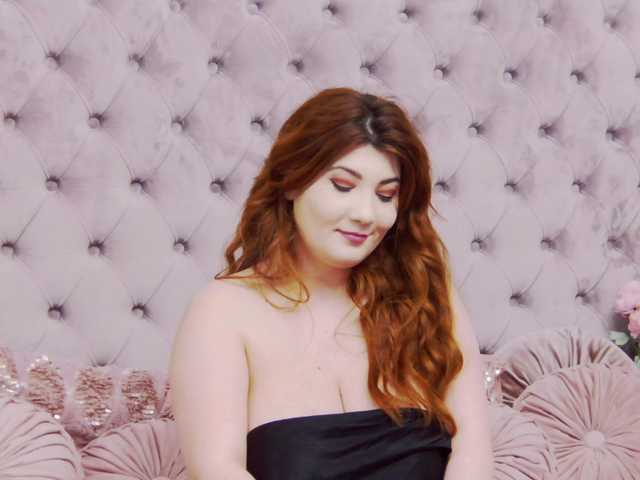 PenelopeLynnx's BongaCams show and profile