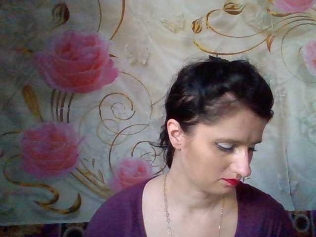 ArchiGirl's BongaCams show and profile