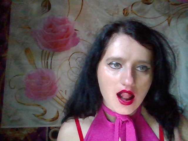 ArchiGirl's BongaCams show and profile