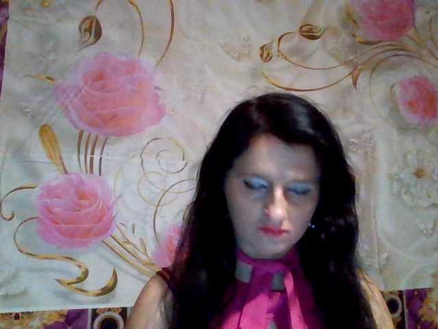 ArchiGirl's BongaCams show and profile