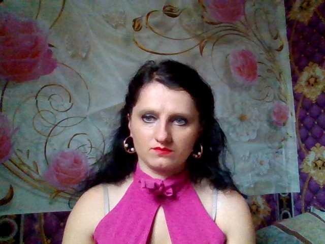 ArchiGirl's BongaCams show and profile