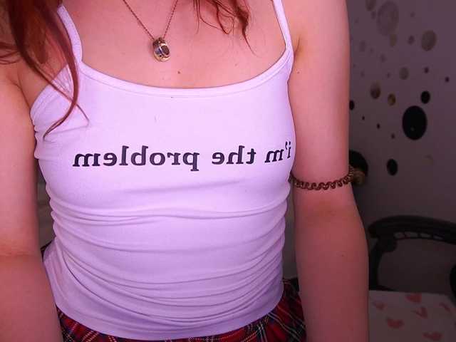 RoxyRayy's BongaCams show and profile