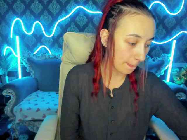 RoxyRayy webcam