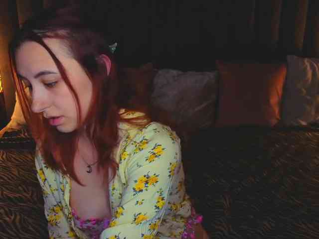 RoxyRayy webcam