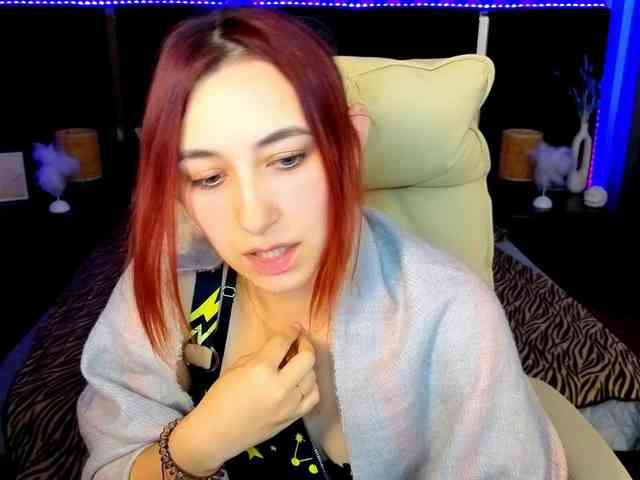 RoxyRayy webcam