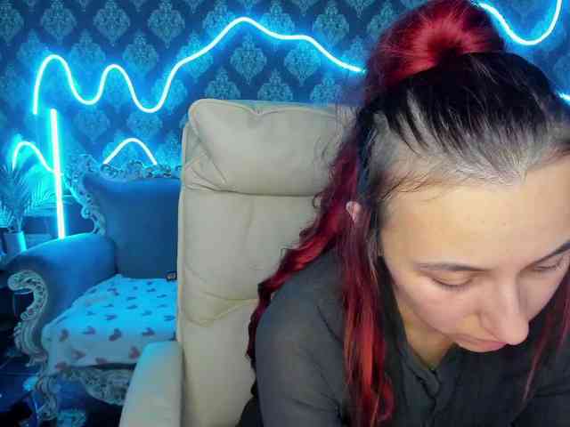 RoxyRayy webcam