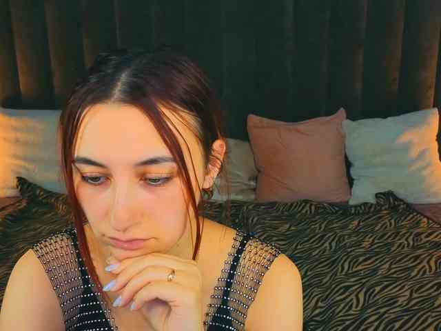RoxyRayy webcam
