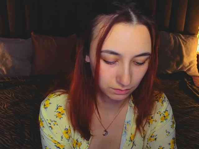 RoxyRayy webcam