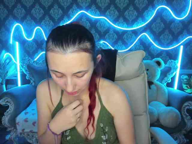 RoxyRayy webcam