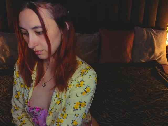 RoxyRayy webcam