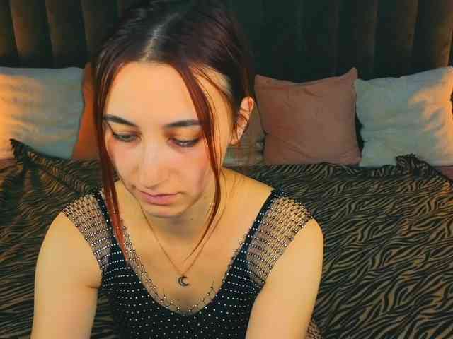 RoxyRayy webcam