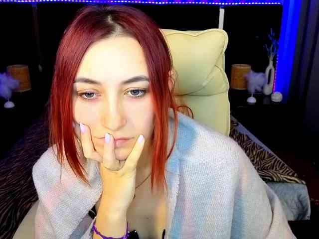 RoxyRayy webcam