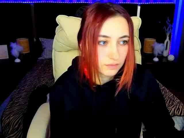 RoxyRayy webcam