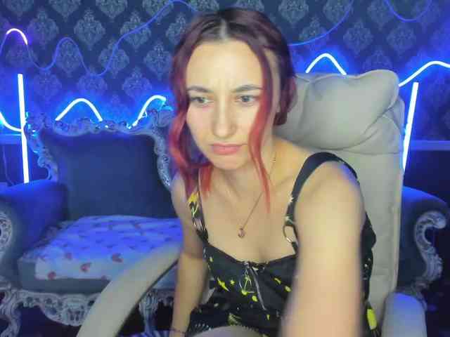 RoxyRayy webcam