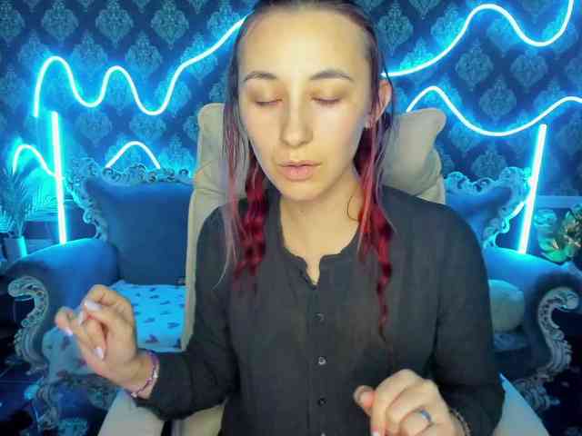 RoxyRayy webcam