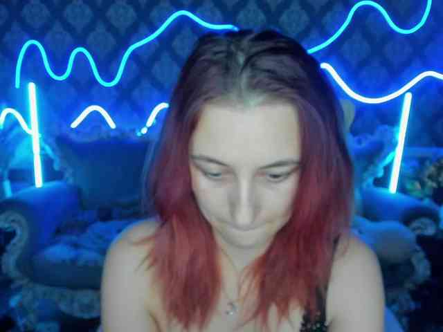 RoxyRayy webcam