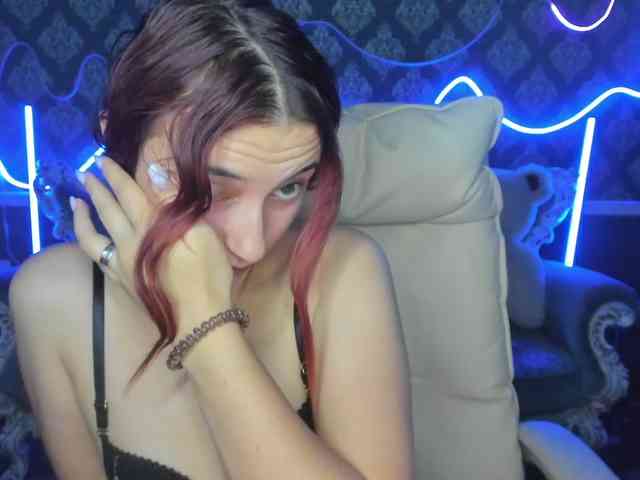 RoxyRayy webcam