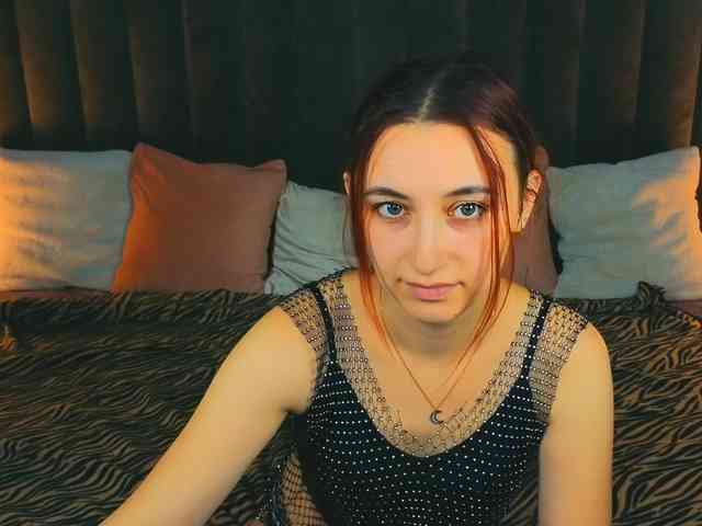 RoxyRayy webcam