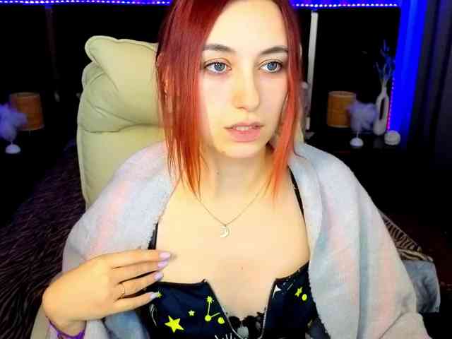 RoxyRayy webcam