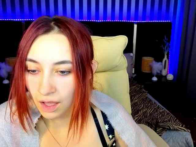 RoxyRayy webcam
