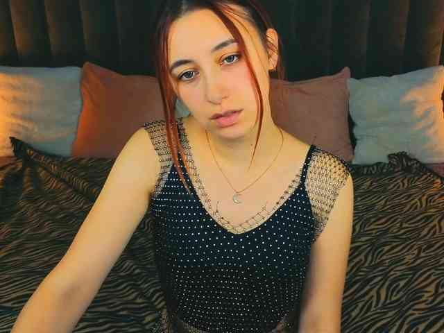 RoxyRayy webcam