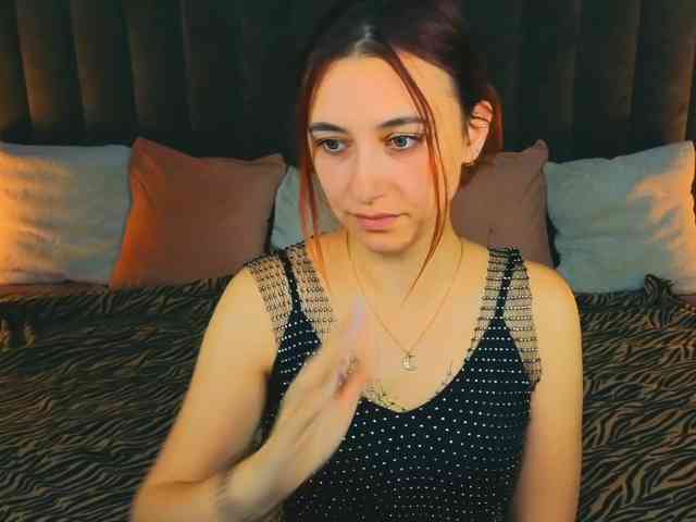 RoxyRayy webcam