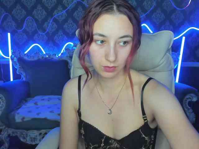 RoxyRayy webcam