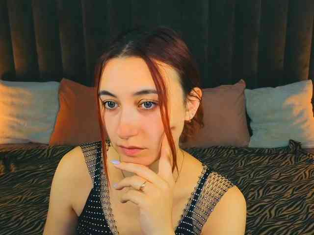 RoxyRayy webcam