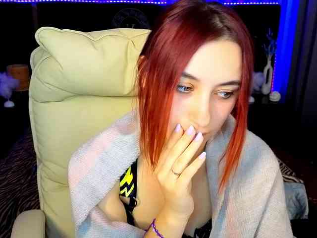 RoxyRayy webcam