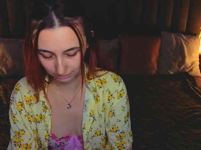 RoxyRayy webcam