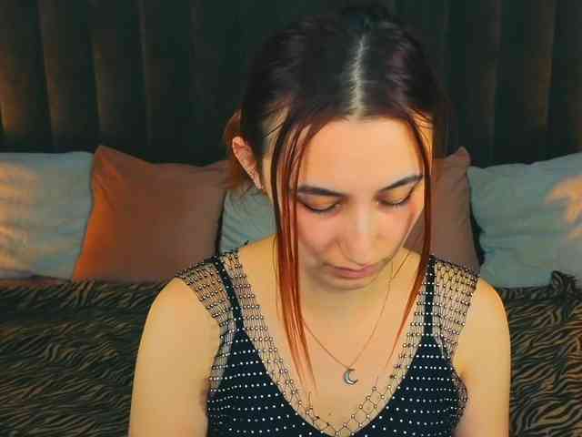 RoxyRayy webcam