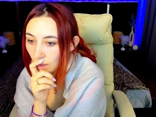 RoxyRayy webcam