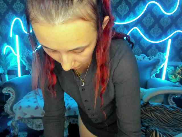 RoxyRayy webcam
