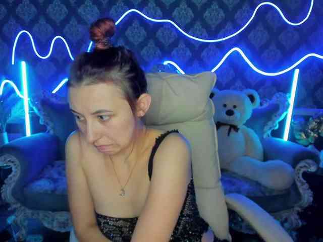 RoxyRayy webcam