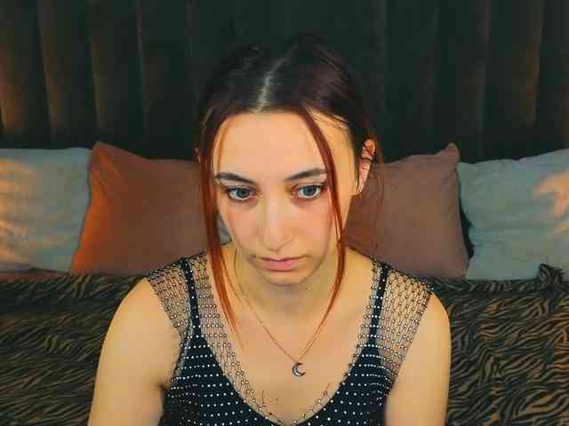 RoxyRayy webcam