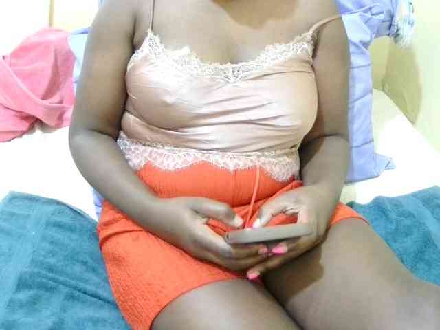just-lela webcam