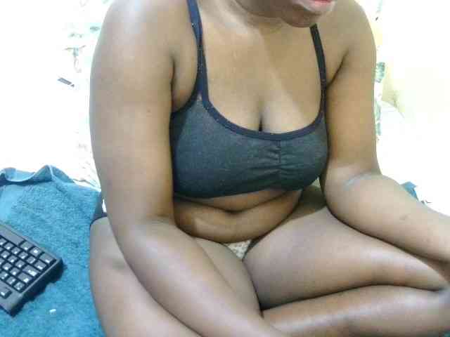 just-lela webcam