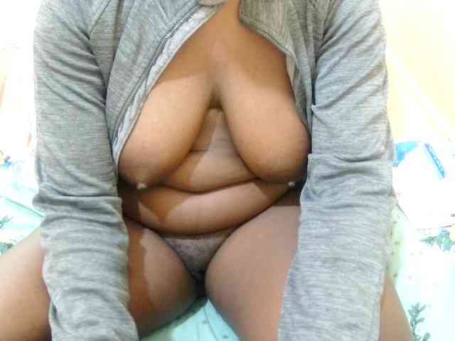 just-lela webcam