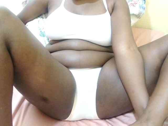 just-lela webcam