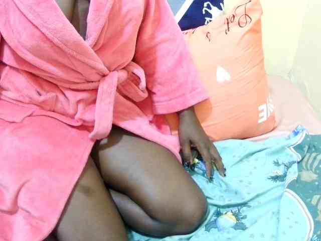 just-lela webcam