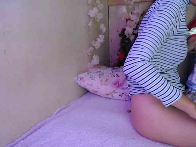 Gianna-cute webcam