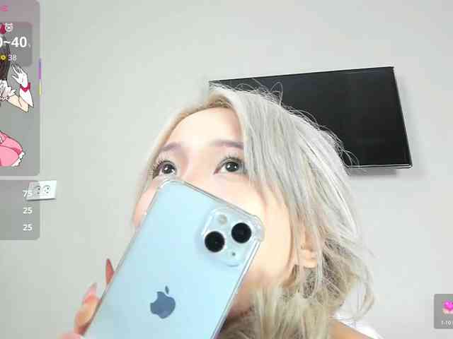 AnzuKim webcam
