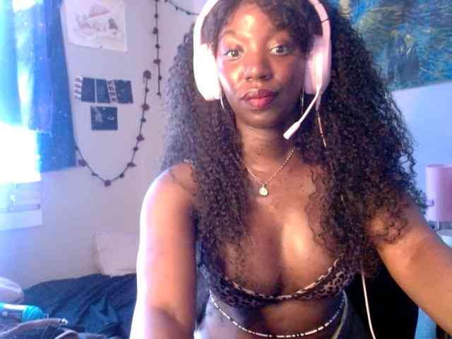 lanaluxxe4 webcam