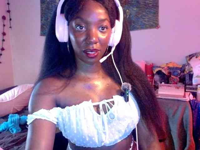 lanaluxxe4 webcam