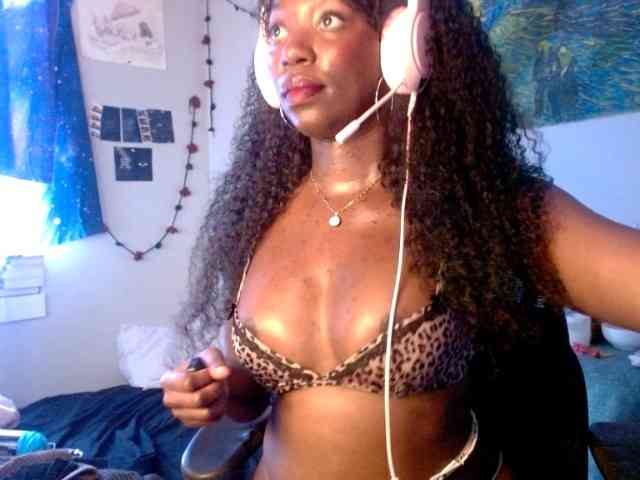 lanaluxxe4 webcam