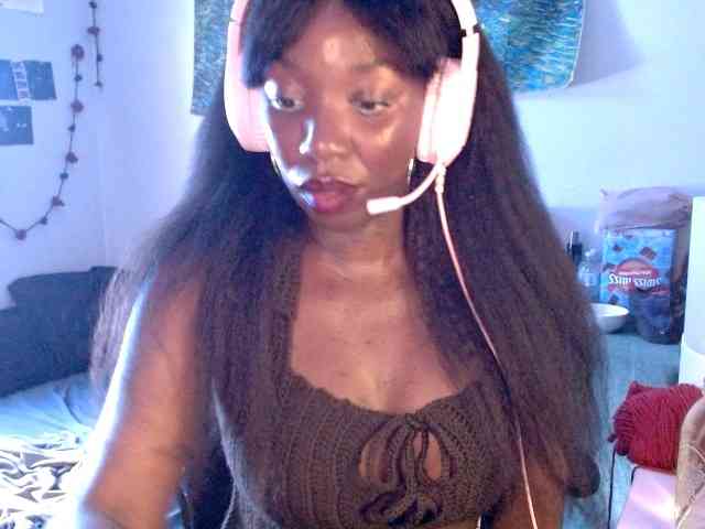 lanaluxxe4 webcam