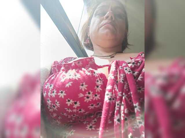 AlexaBrown12's BongaCams show and profile