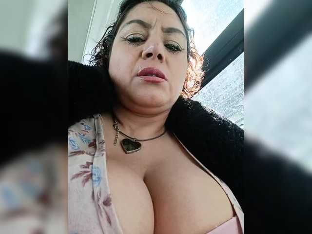 AlexaBrown12's BongaCams show and profile