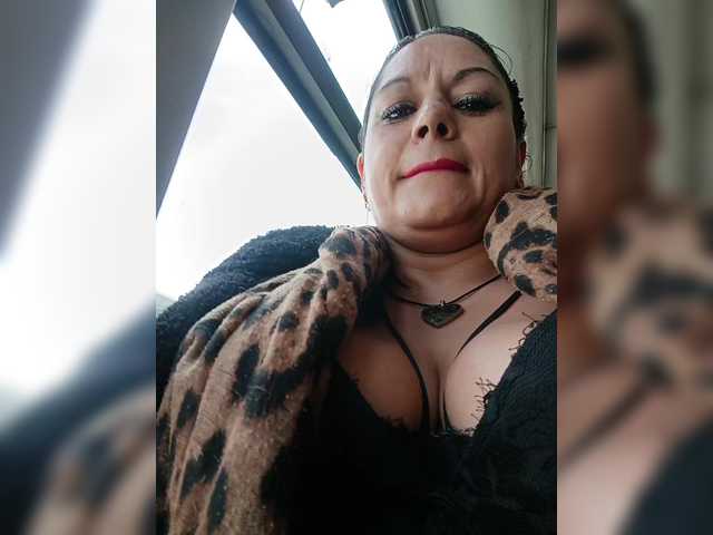 AlexaBrown12's BongaCams show and profile