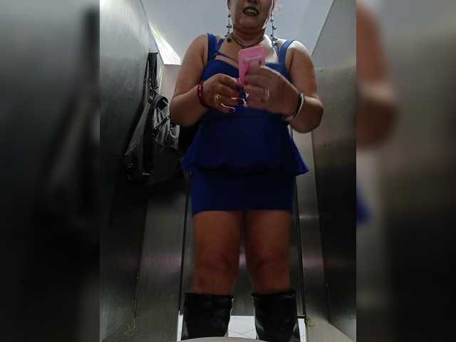 AlexaBrown12's BongaCams show and profile